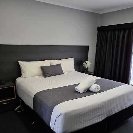 Beachway Motel Ulverstone Buitenkant foto