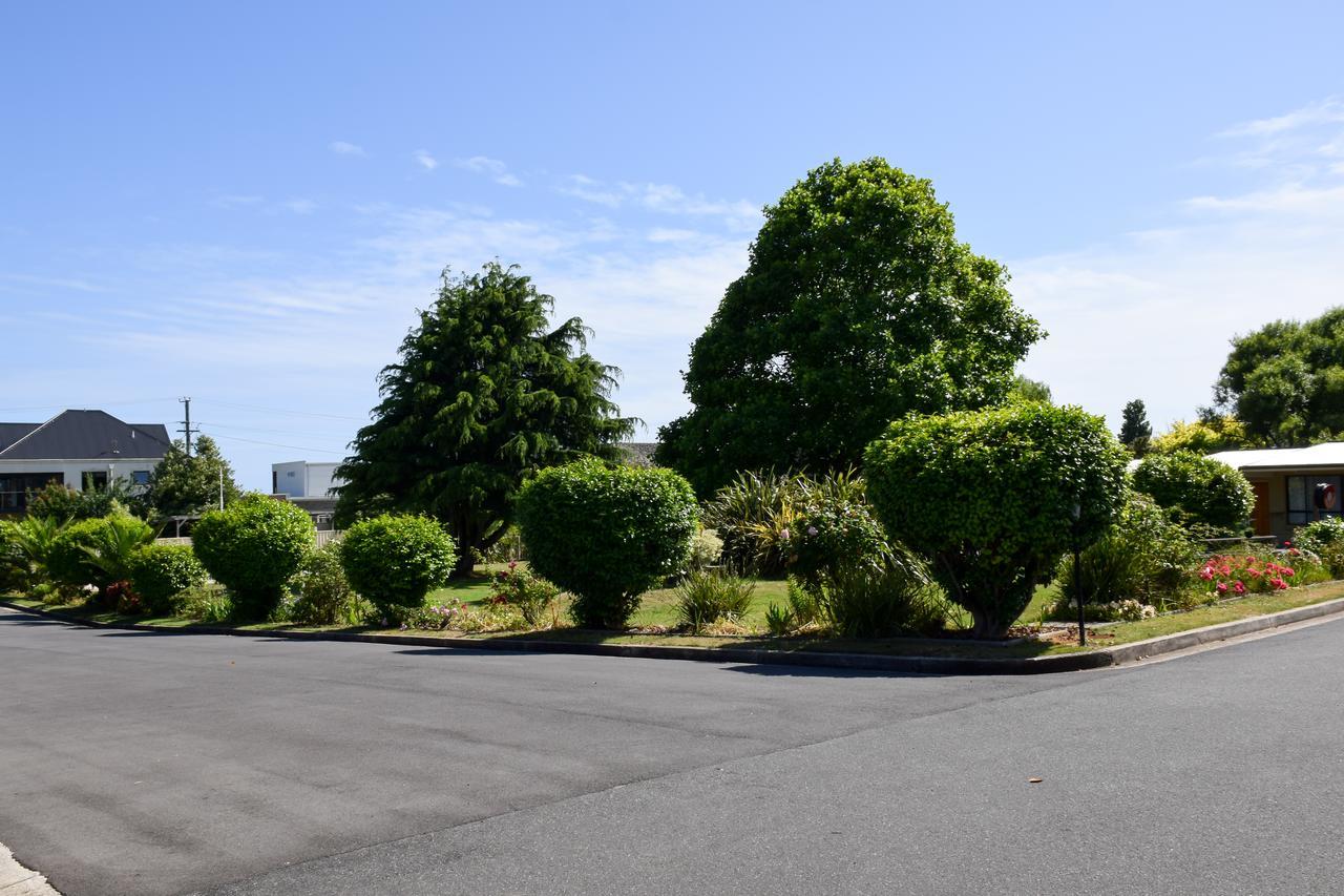 Beachway Motel Ulverstone Buitenkant foto
