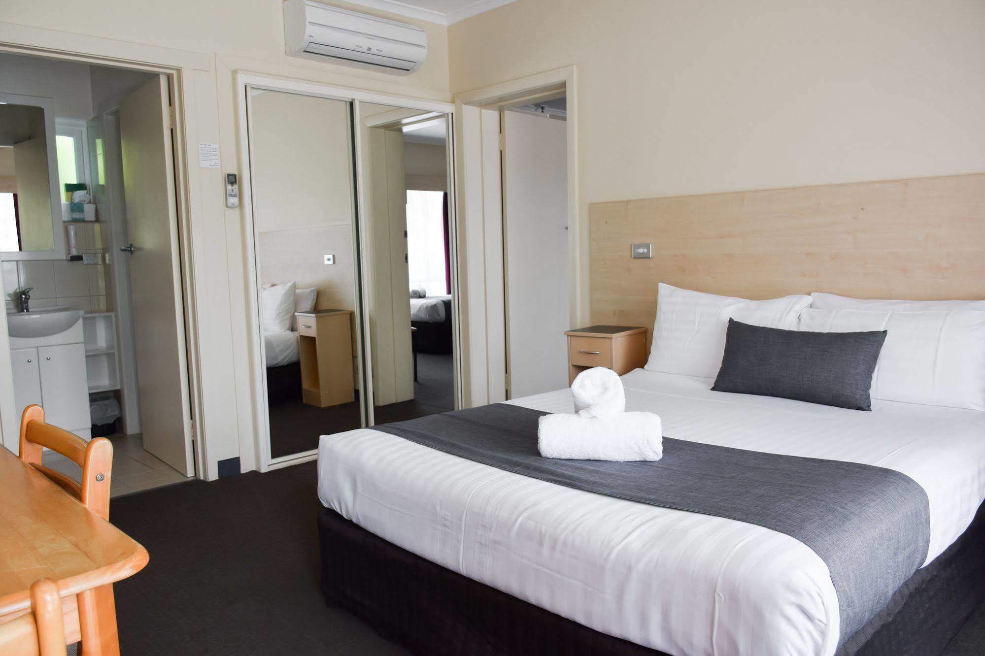 Beachway Motel Ulverstone Buitenkant foto