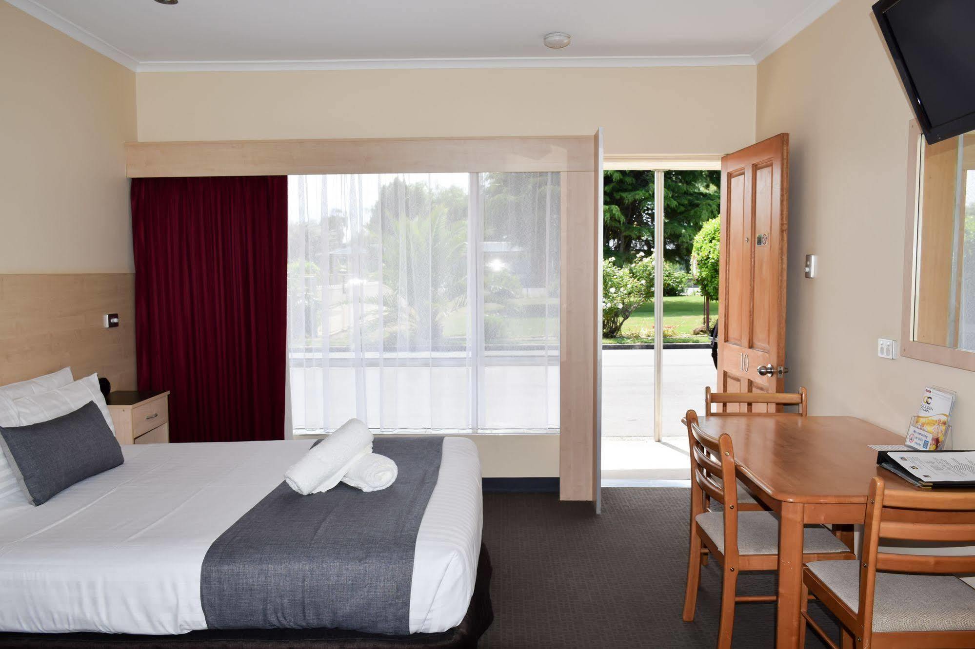Beachway Motel Ulverstone Buitenkant foto