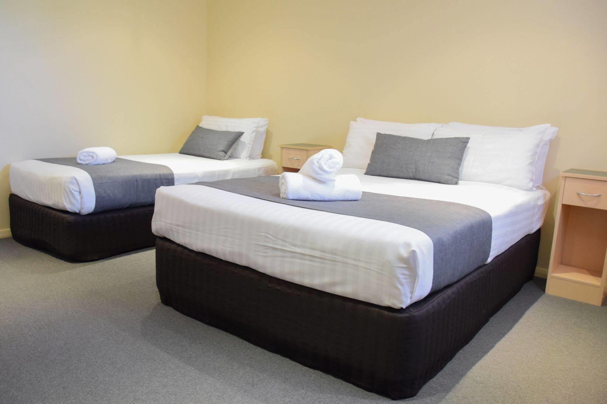 Beachway Motel Ulverstone Buitenkant foto